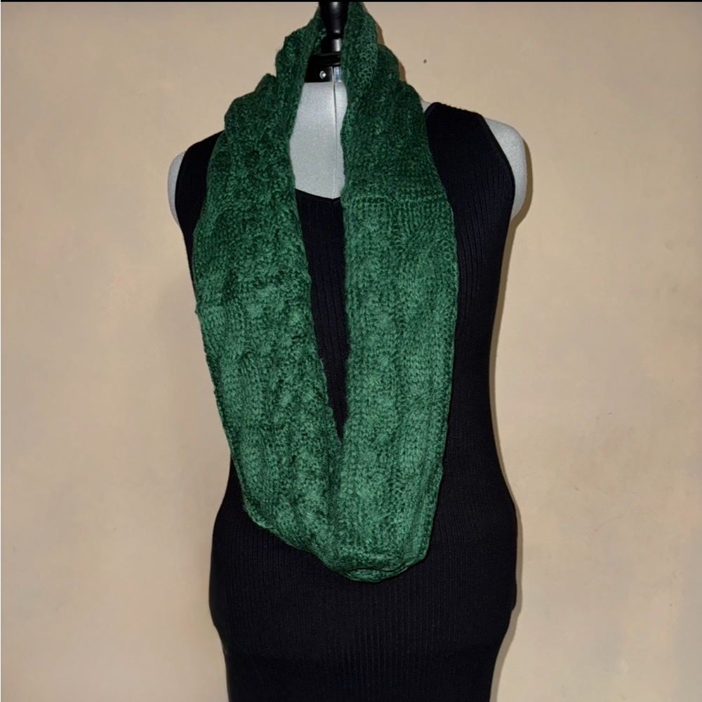 Green Knit Infinity Scarf | Cozy Winter Circle Wrap NWOT